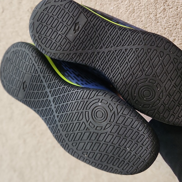 Indoor Soccer Shoes - Picture 4 of 5